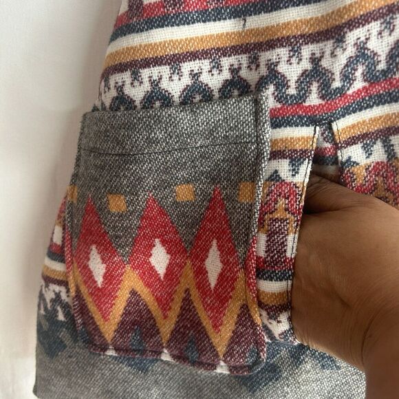 Me Jane Aztec Navajo Print Vest Womens Tag M Wool Blend Faux Fur Southwestern - Picture 12 of 16